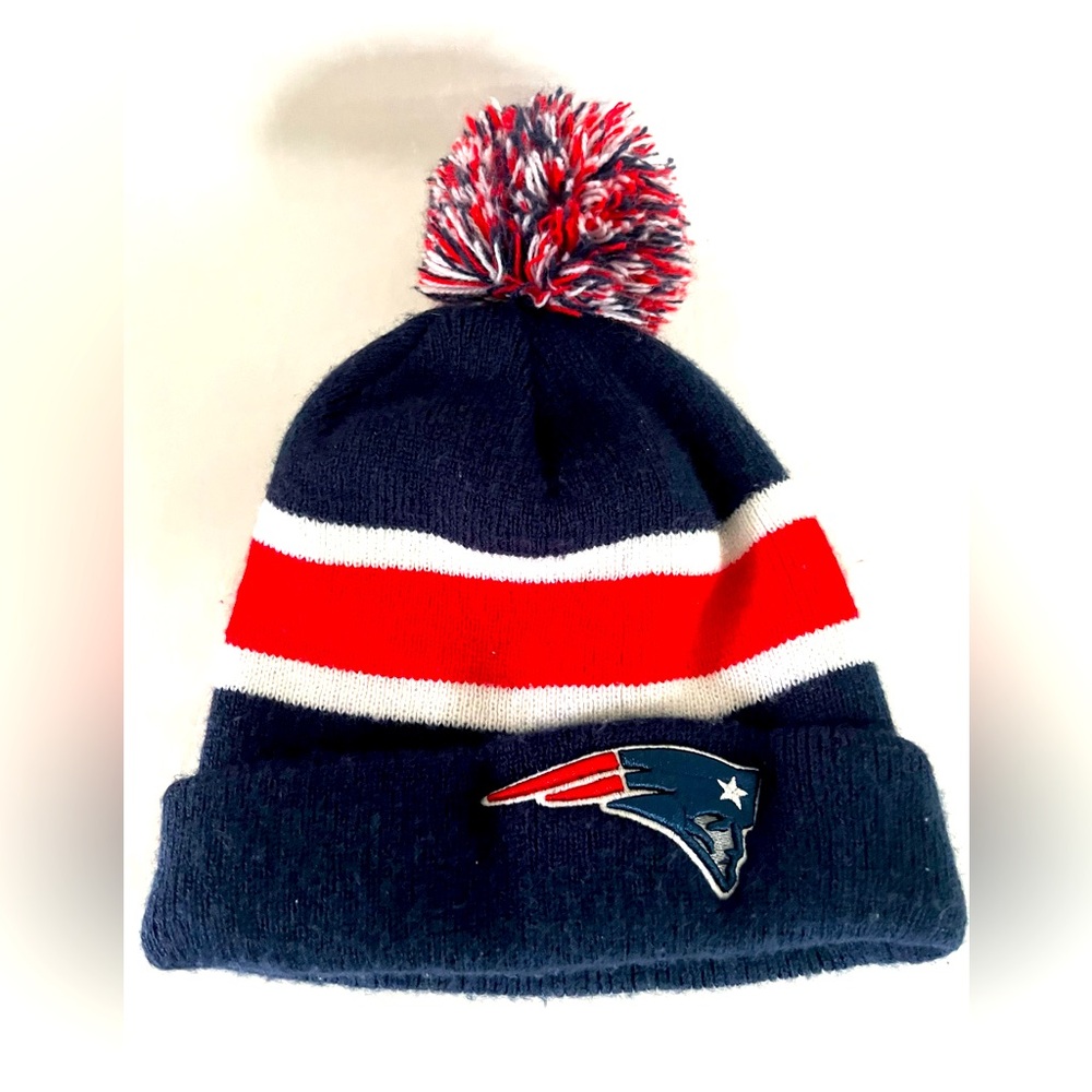 New England Patriots Football Beanie Pom Pom winter hat Youth Unisex